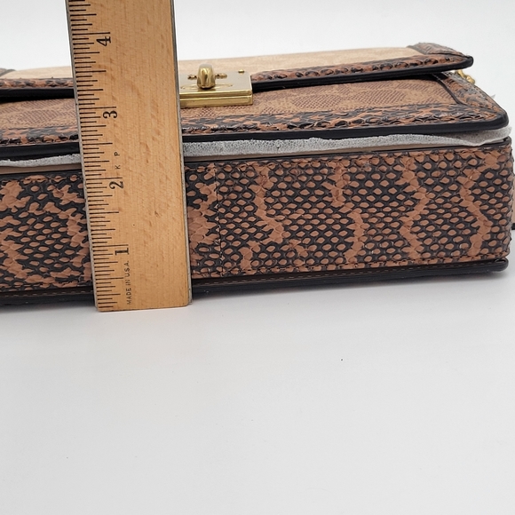 ❤NWOT❤️ Coach Hutton Shoulder Bag in Blocked Signature Canvas w/Snakeskin Detail - Picture 12 of 12